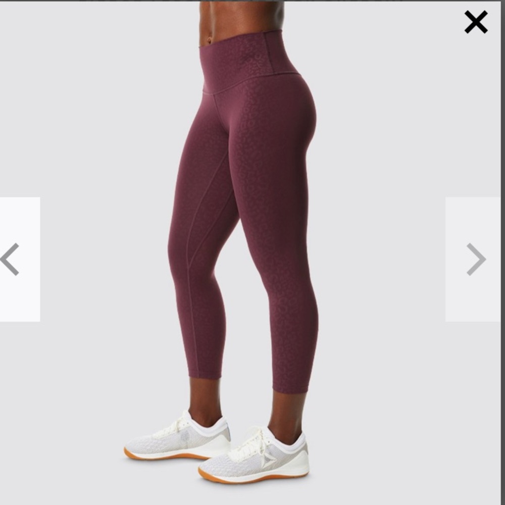 Born primitive fierce leggings